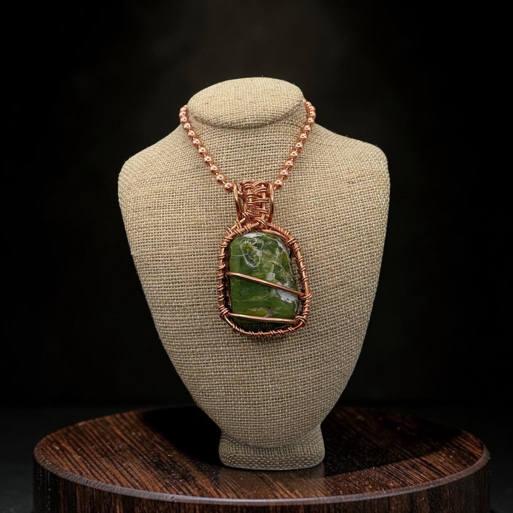 Tremolite Jade Creativity Weave 24” Copper Necklace